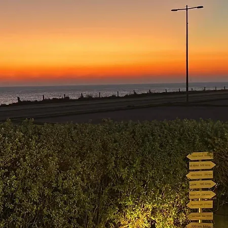 Maison Face Sur Cote Sauvage *