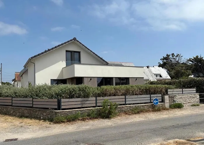 Maison Face Sur Cote Sauvage Villa *