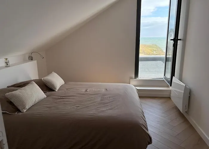 Maison Face Sur Cote Sauvage Villa *